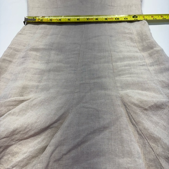 Club Monaco Fluted Hem Mini Dress in the color Flaxseed Size 0 - Picture 7 of 10